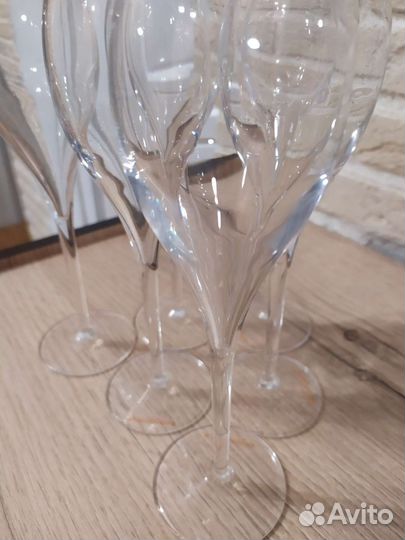 Бокалы для шампанского