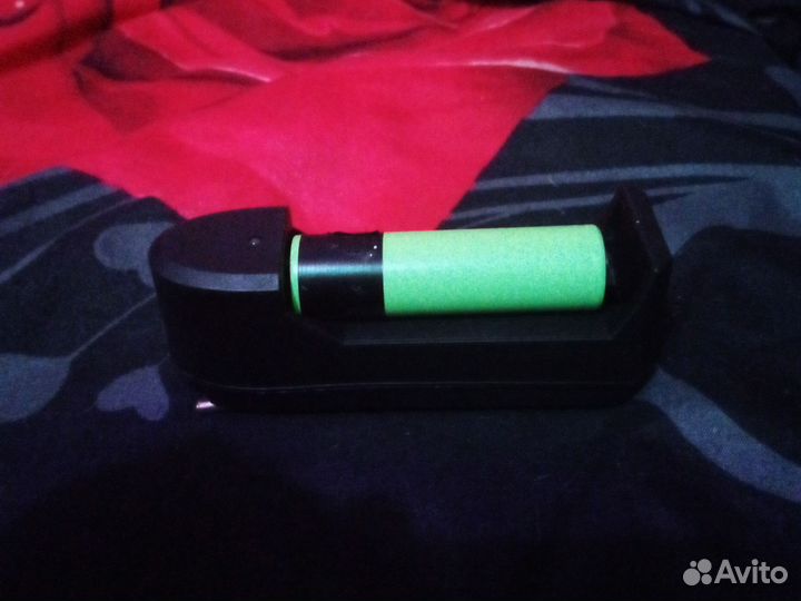 Зарядник акамуляторных батарей