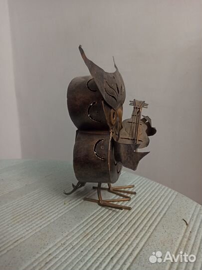 Фигурка сова со скрипкой подсвечник