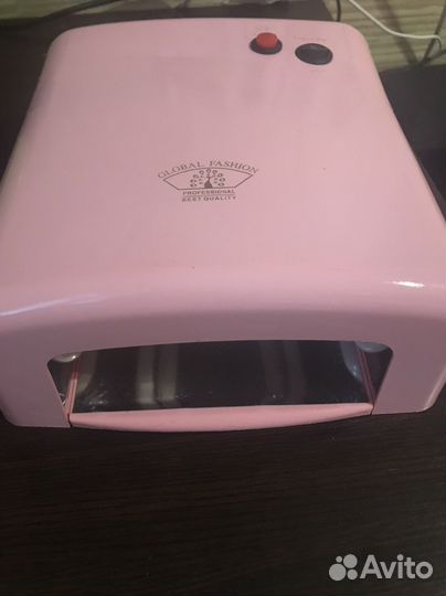 Лампа для ногтей