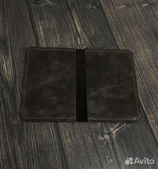 Обложка на паспорт кожаная