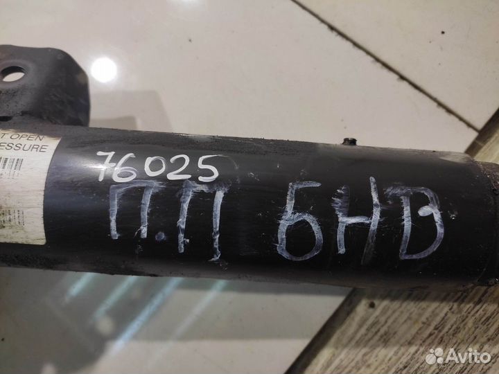 Амортизатор (передний, правый) (BMW 3)