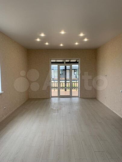 Коттедж 155 м² на участке 7,8 сот.