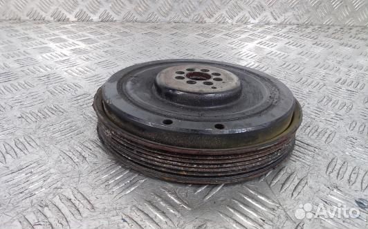 Шкив коленвала демпферный дизельный audi A4 B8 (KB