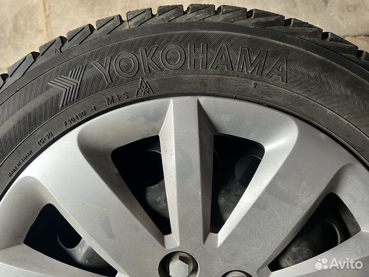 Yokohama Ice Guard IG30 E