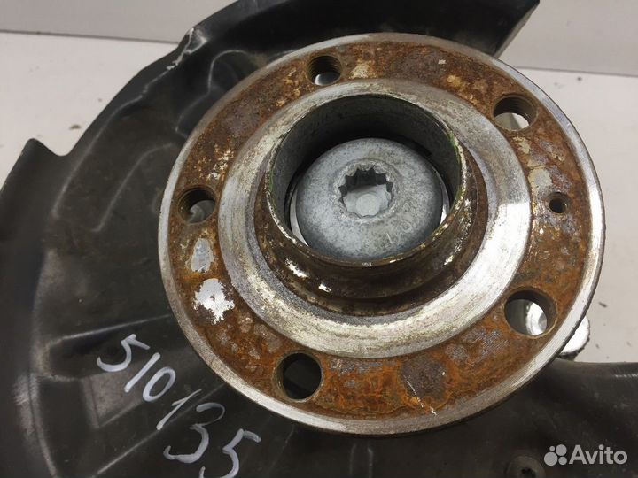 Кулак поворотный задний левый (Volkswagen Passat)