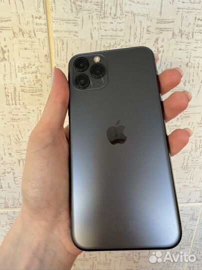 iPhone 11 Pro, 64 ГБ