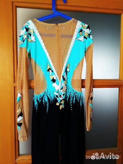 Комбинезон / костюм для фигурного катания