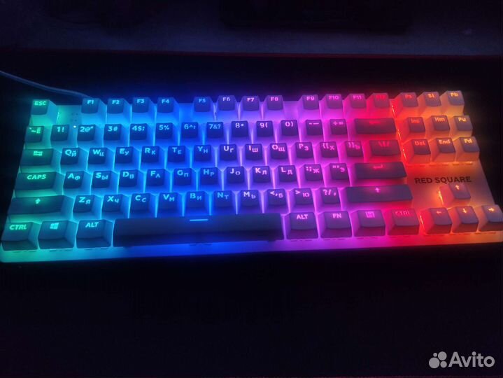 Red square keyrox tkl
