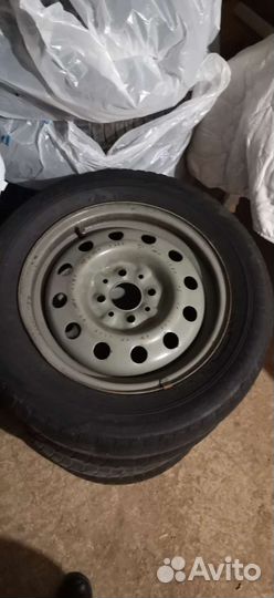 Bridgestone Blizzak LT 185/60 R14