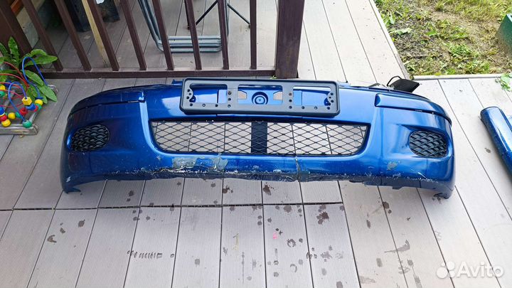 Бампер передний toyota funcargo