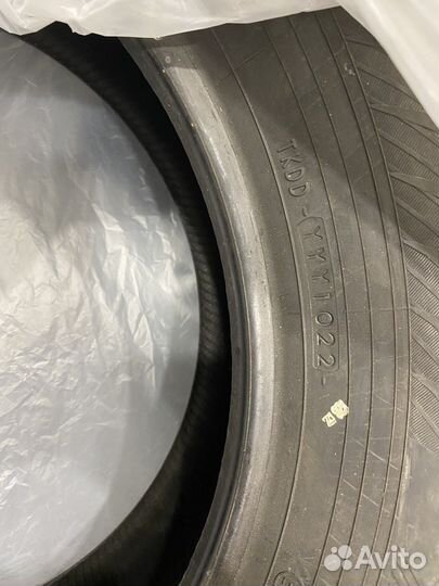 Yokohama Ice Guard IG65 235/60 R17 106T