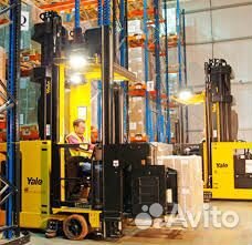 Водитель узкопроходного высотного штабелера/вахта