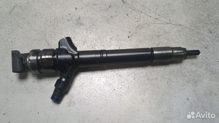 Форсунка топливная Toyota Corolla Verso, 2007