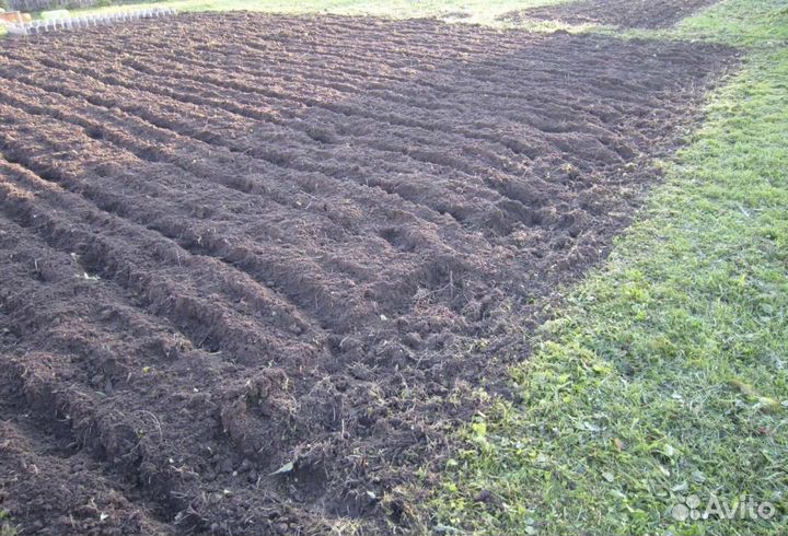 Вспашка земли мотоблоком культивация