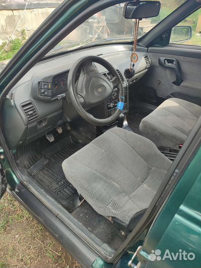ВАЗ 2110 1.5 МТ, 1998, 300 000 км
