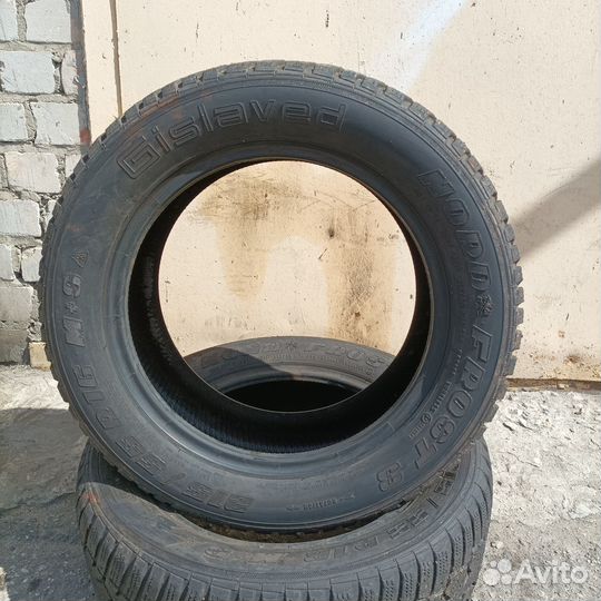 Gislaved Nord Frost III 215/55 R16 93Q