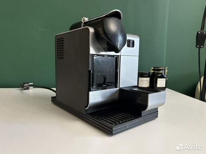 Капсульная кофемашина Delonghi Nespresso EN520.S