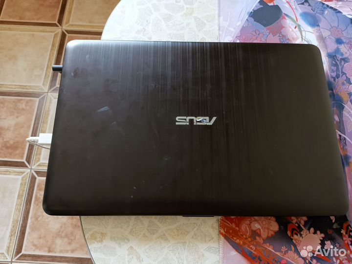 Asus VivoBook