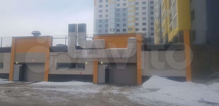 Машиноместо, 18 м²