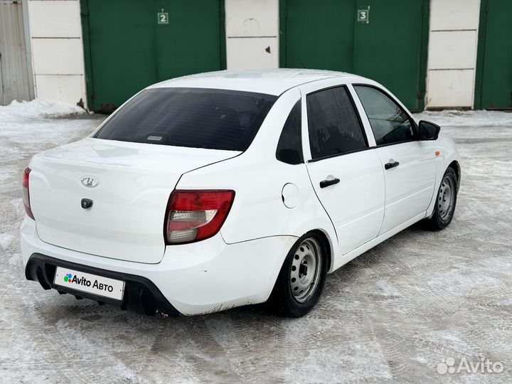 LADA Granta 1.6 МТ, 2014, 135 000 км