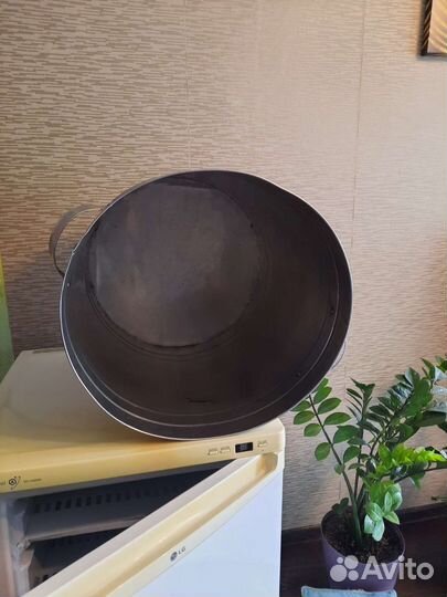 Бочка из нержавейки. высота 50, ширина 47