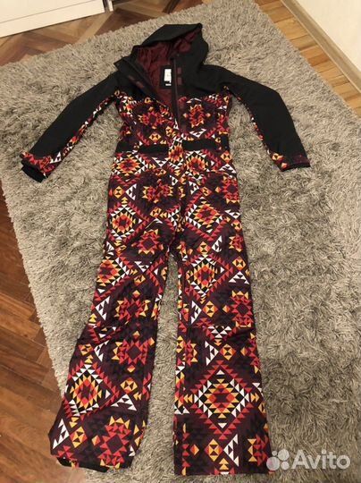 Сноубордический комбинезон