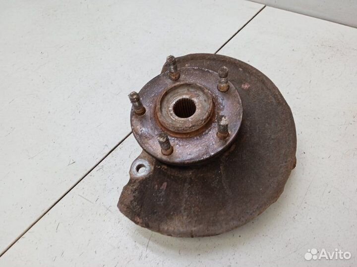 Кулак поворотный передний левый Mitsubishi Lancer