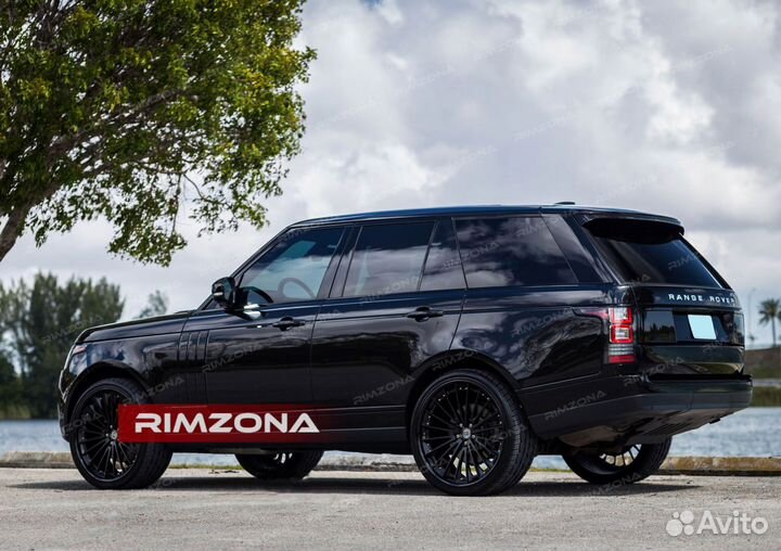 Кованые диски R23 на Range Rover