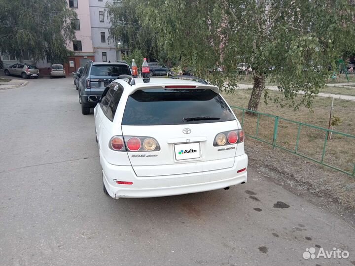 Toyota Caldina 2.0 AT, 2000, 300 000 км