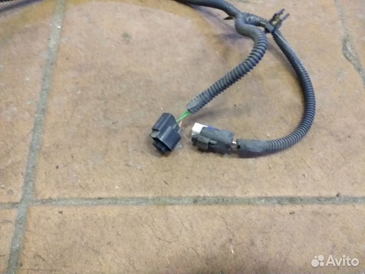 Коса заднего бампера Пежо 3008