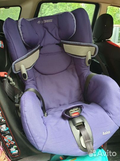 Автокресло поворотное Maxi cosi Axiss