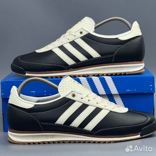 Новинка Adidas SL 72 Core Black Leather
