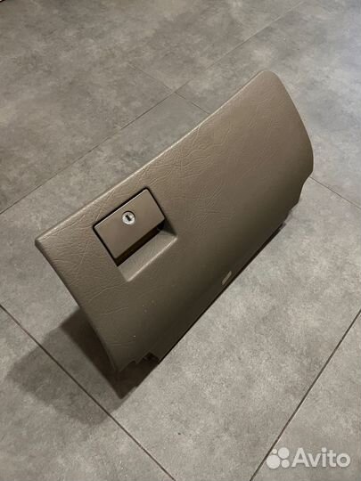 Бардачок audi a6/100 c4