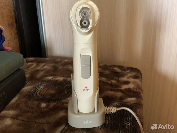 Косметический аппарат для чистки лица