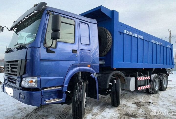 Водитель автомобиля (самосвал)