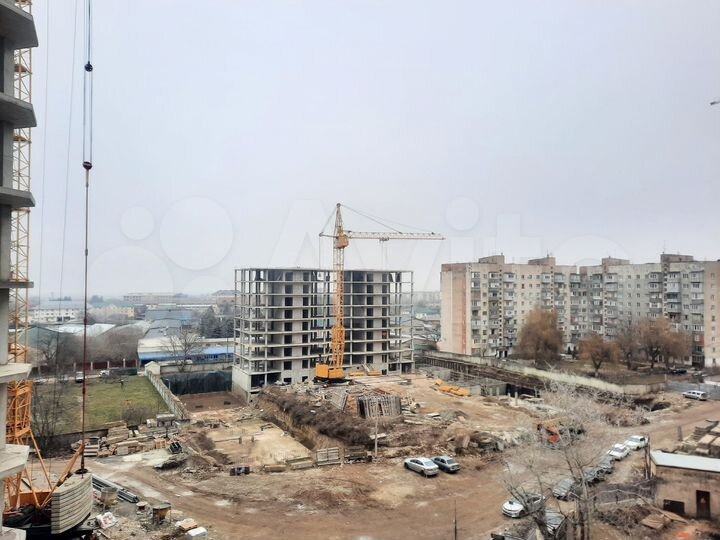 2-к. квартира, 57 м², 9/13 эт.