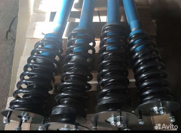 На мерседес W220/CL215 пружинные стойки