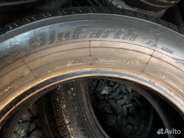 Yokohama BluEarth AE50 215/60 R16