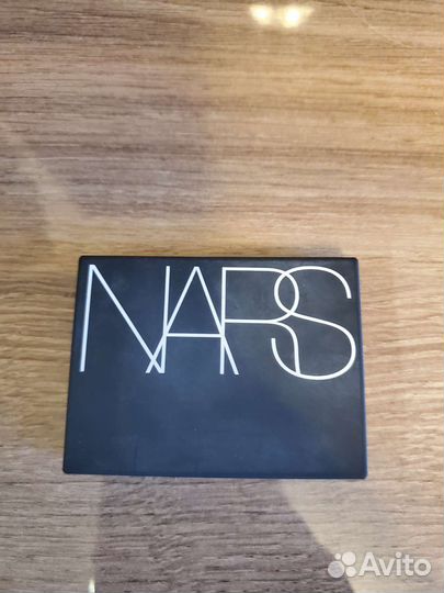 Тени для век Nars