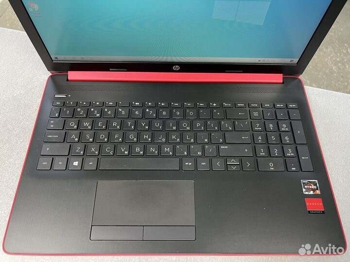 HP 15 db0089ur Ryzen 3 2200u/8/128+1/R530 2Gb