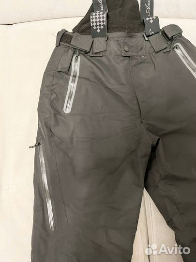 Горнолыжный костюм женский