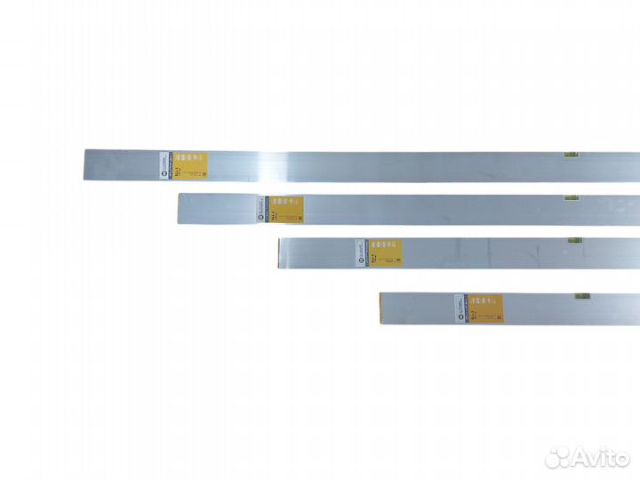 Правило с уровнем 2м для полусухой стяжки пола