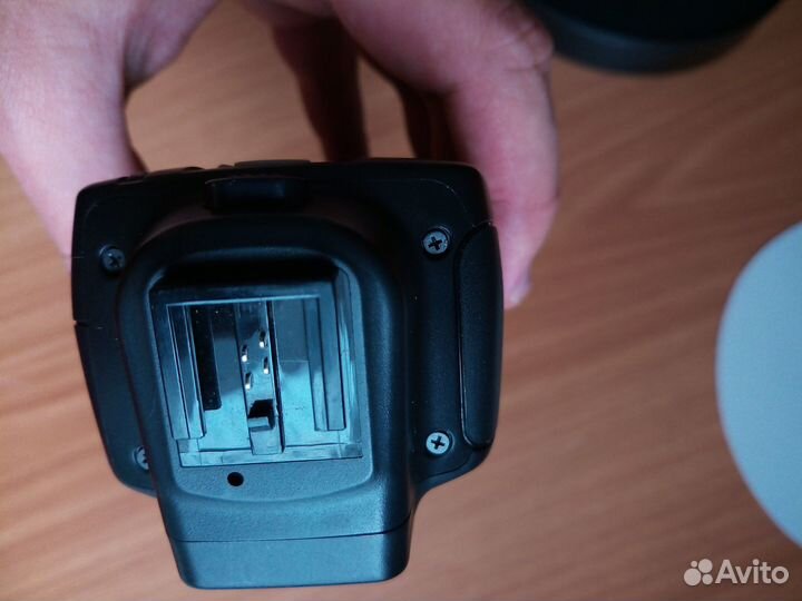 Фотовспышка Speedlite Yongnuo YN-560-II