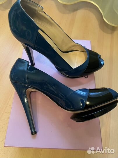 Туфли женские 38 размер carlo pazolini