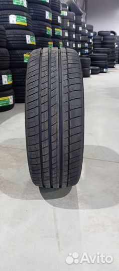 Habilead PracticalMax H/P RS26 235/65 R17 108V