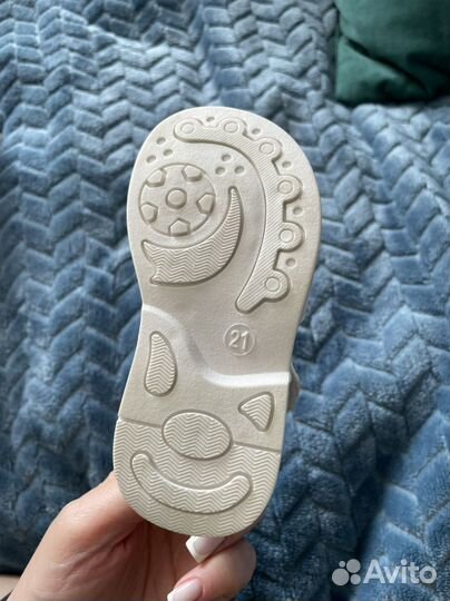 Сандалии для девочки