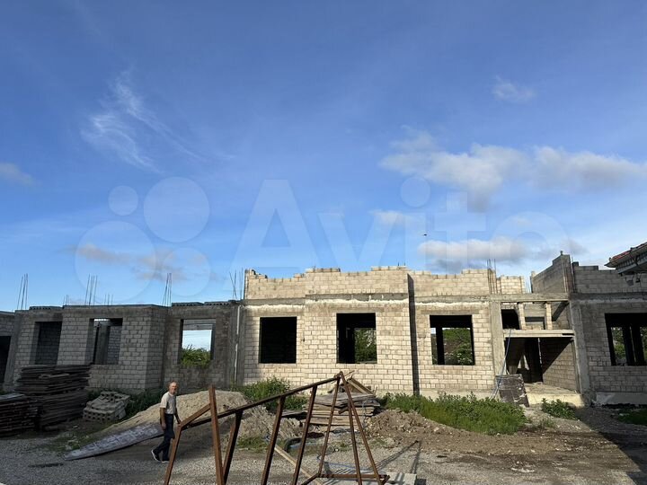 2-к. квартира, 90 м², 4/5 эт.