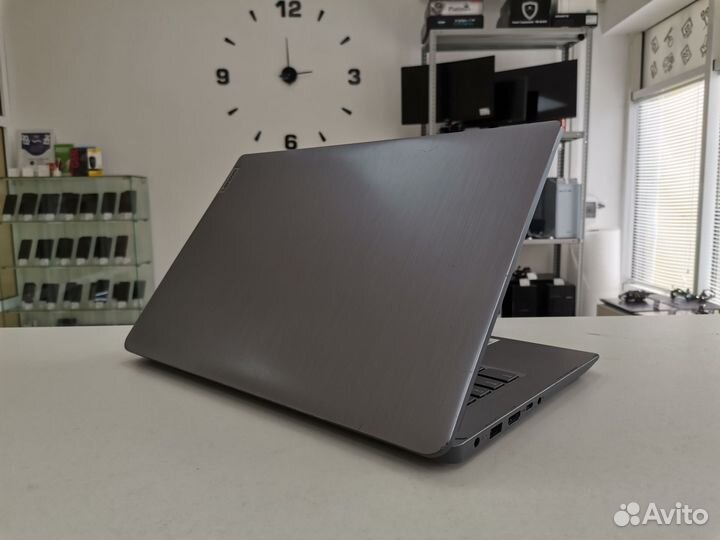 Бизнес ноутбук Lenovo IdeaPad 3