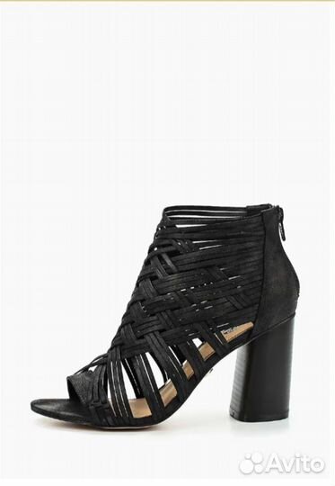 Босоножки River Island